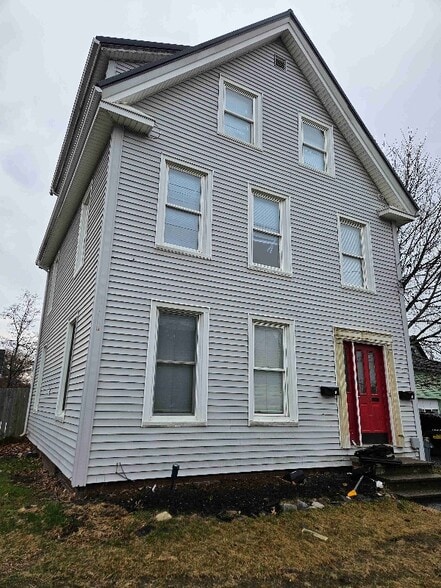 Building Photo - 7 Brimmer St