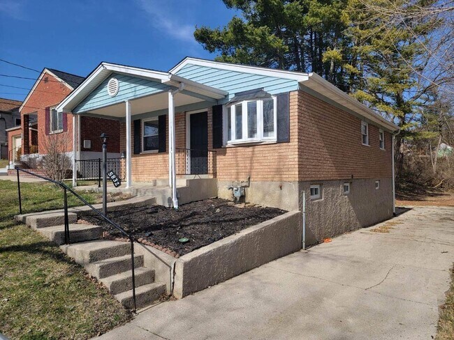 Building Photo - 5832 Childs Ave