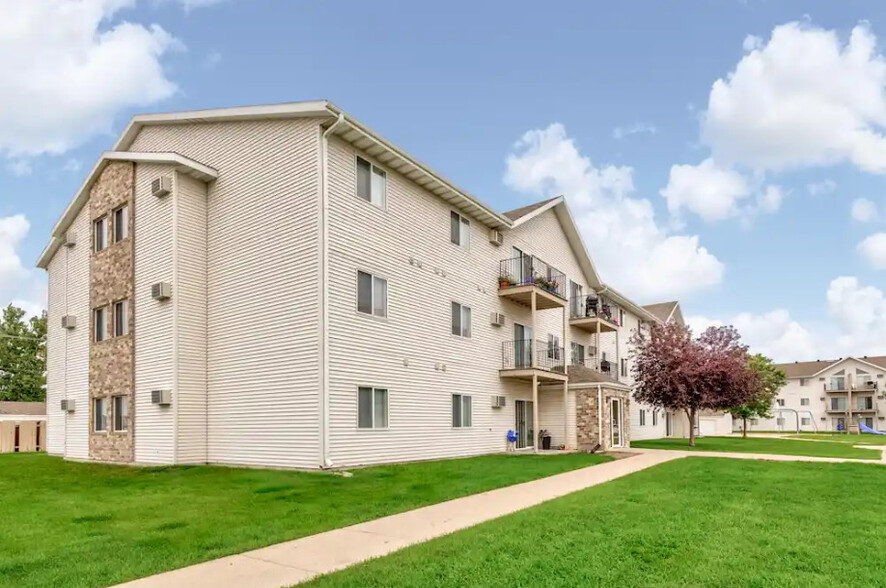 Building Photo - Wheatland Place Apartments