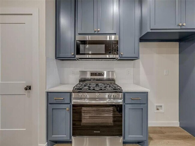 Building Photo - 8305 NW 163rd Ter