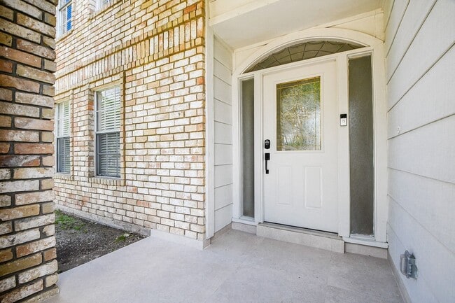 Building Photo - 11615 Trailmont Dr