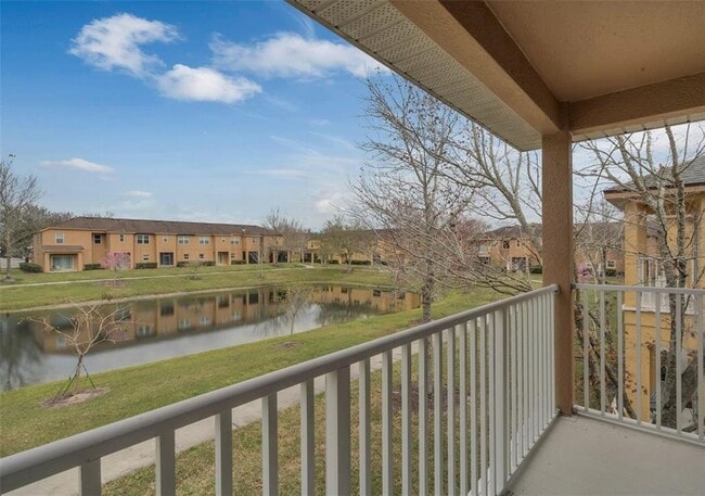 Building Photo - 1161 Long Oak Way