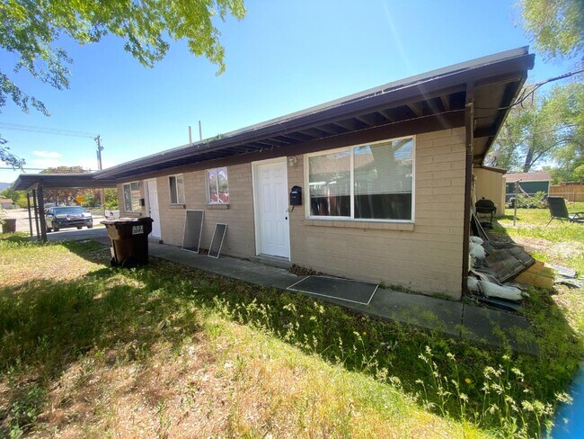 Building Photo - 622 S 1000 W