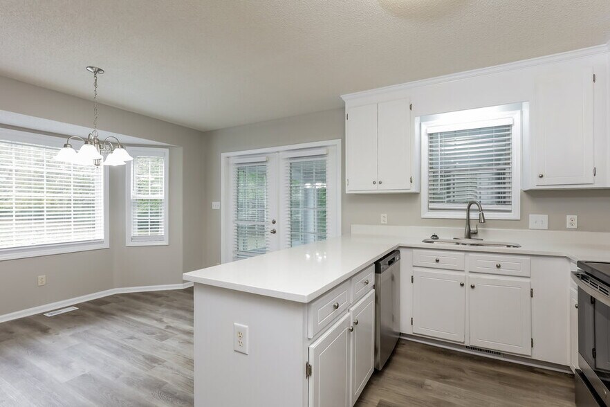 Building Photo - 1461 Smokey Mountain Dr