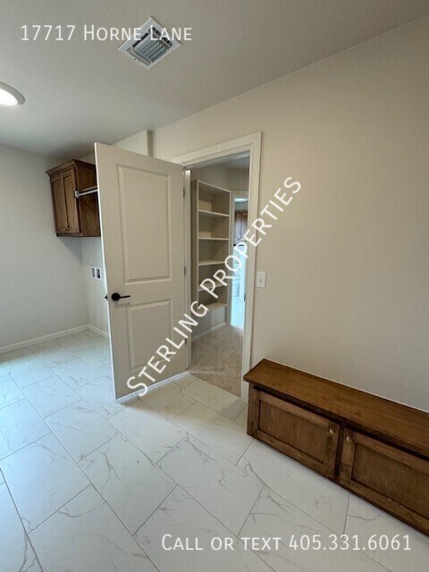 Building Photo - 17717 Horne Ln