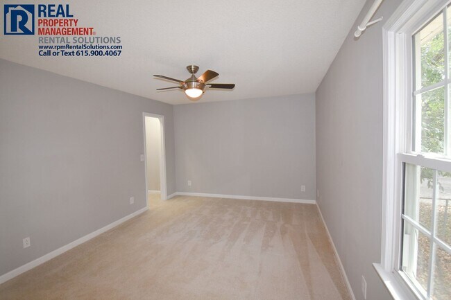 Building Photo - Amazing 4 bd 3 bath home! Fenced-in yard, Attached garage and Bonus room, washer & dryer included!