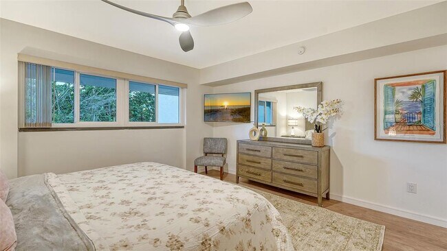 Building Photo - 5757 Gulf of Mexico Dr