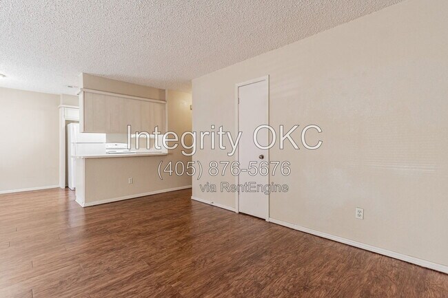 Building Photo - 618 Welston Cir
