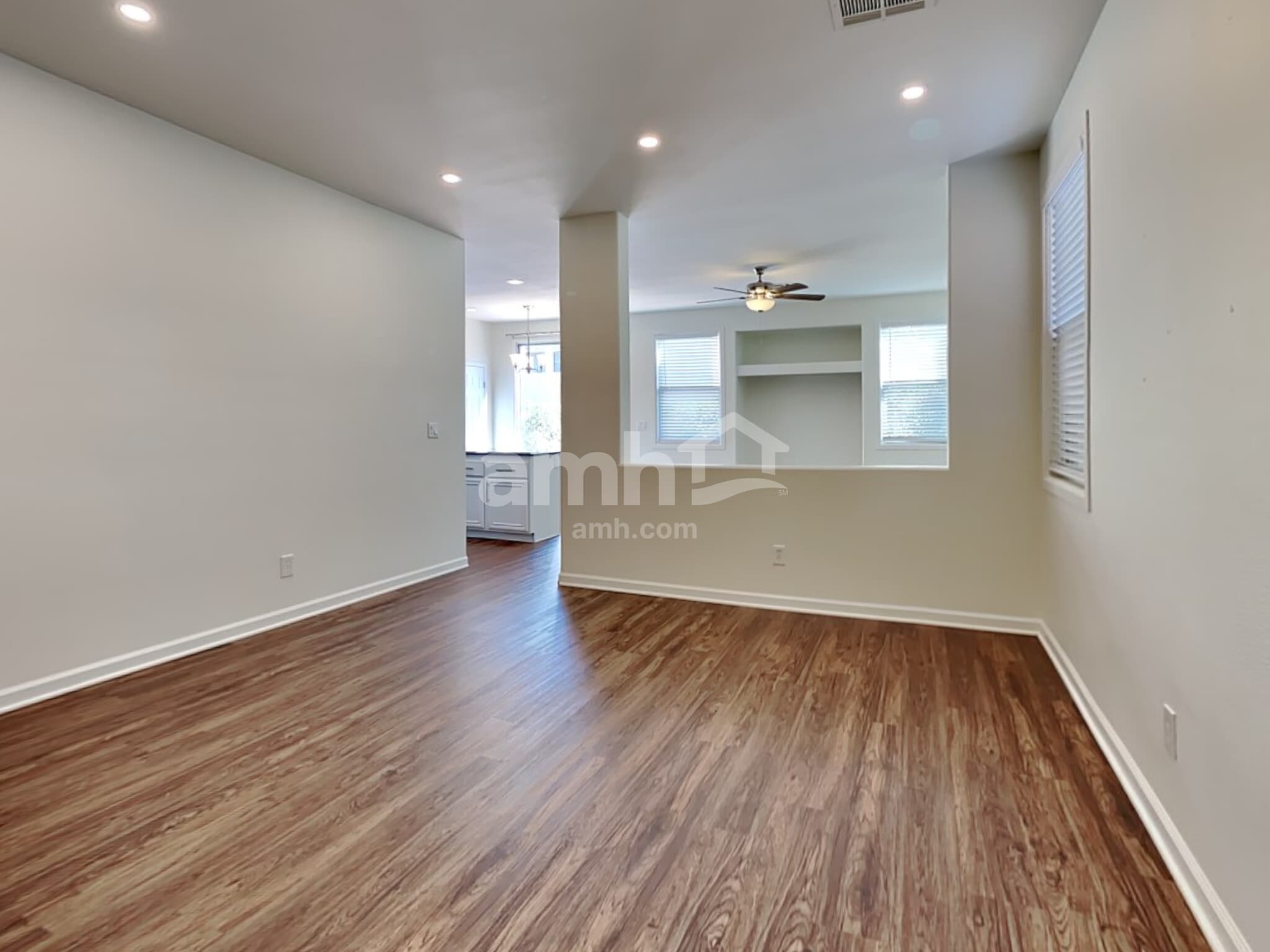 Building Photo - 6333 W Silver Ribbon Ct