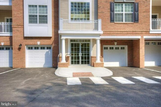 Building Photo - 224 Breeders Cup Dr