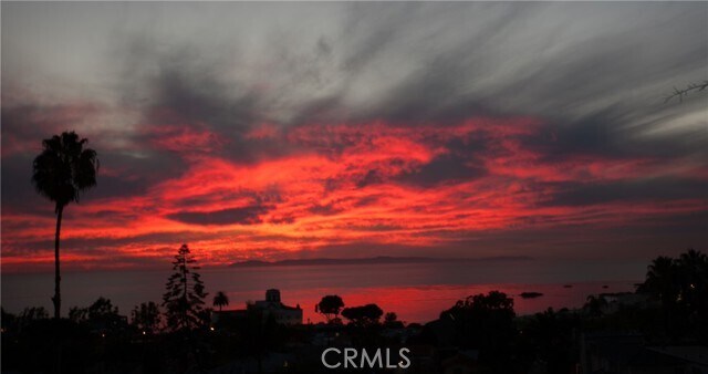 Building Photo - 464 Bent St