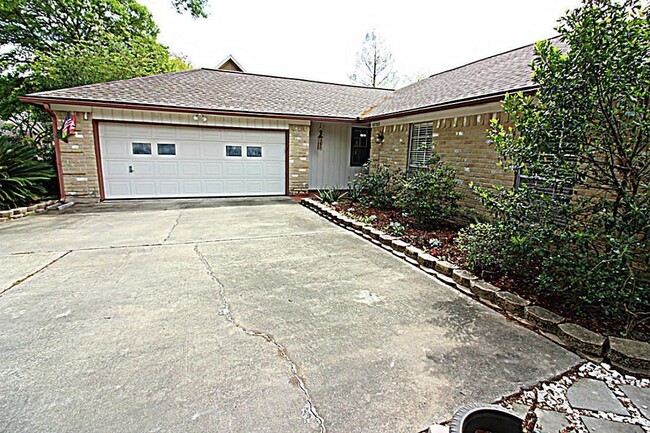 Building Photo - 13723 Pepper Knoll Dr