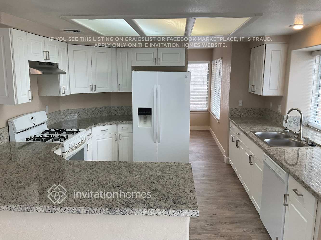 Building Photo - 8413 White Shore Cir