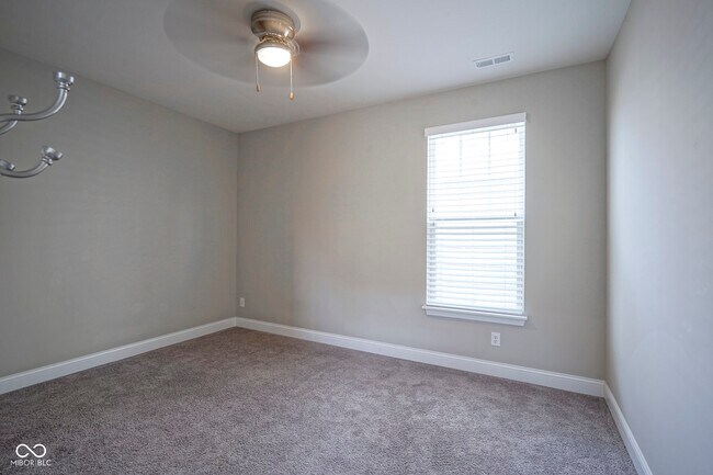 Building Photo - 7228 Broadacre Ct