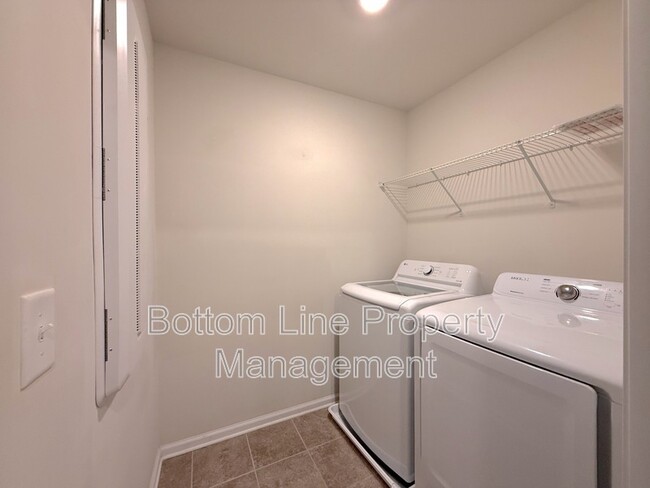 Building Photo - 5398 Orchid Bloom Dr