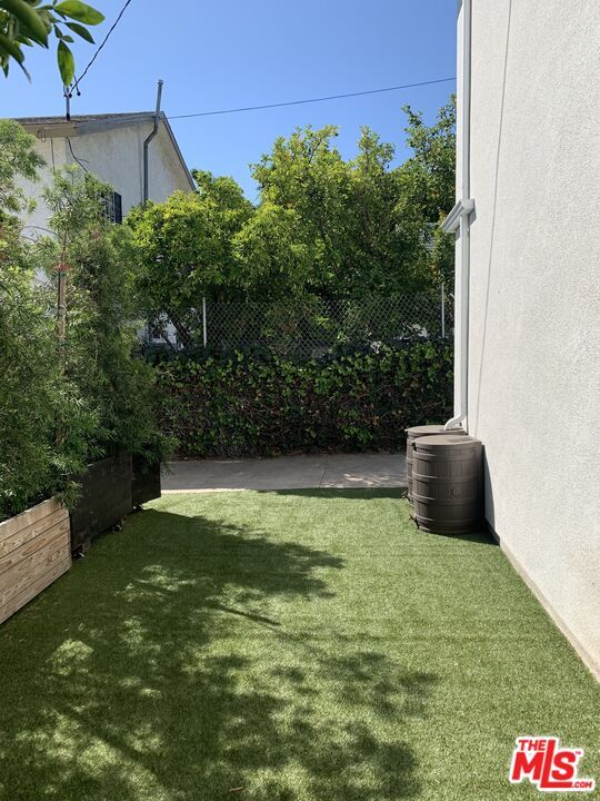 Building Photo - 1125 S Clark Dr