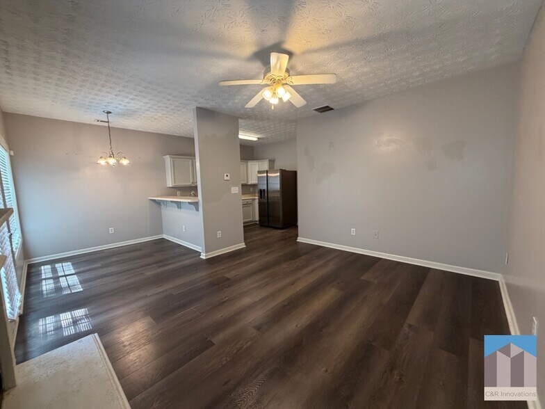 Building Photo - 6671 Evans Trce