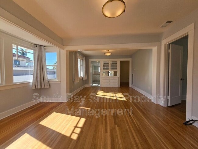 Building Photo - 223 S Guadalupe Ave