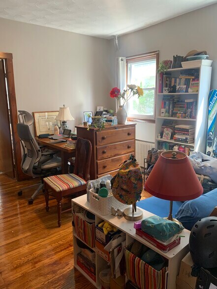 Building Photo - 83 Litchfield St