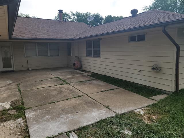 Building Photo - 110 La Fawn Cir