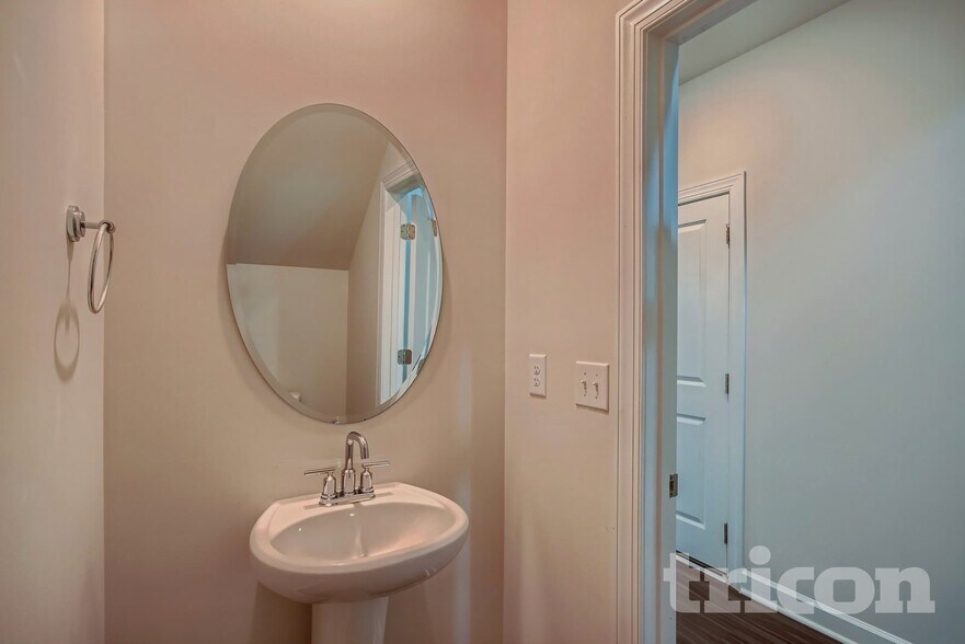 Building Photo - 9205 Festival Wy