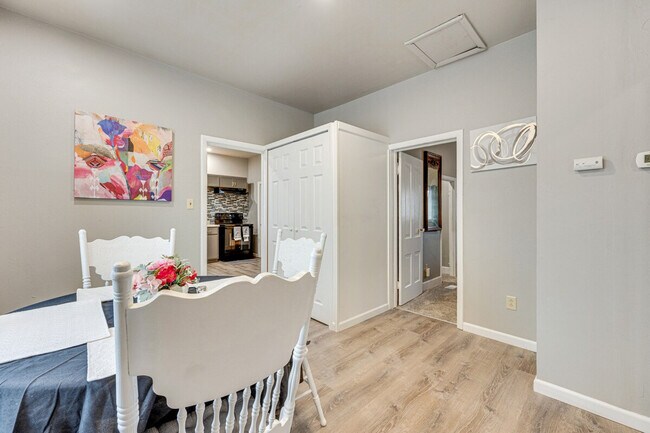 Building Photo - 744 E Cucharras St