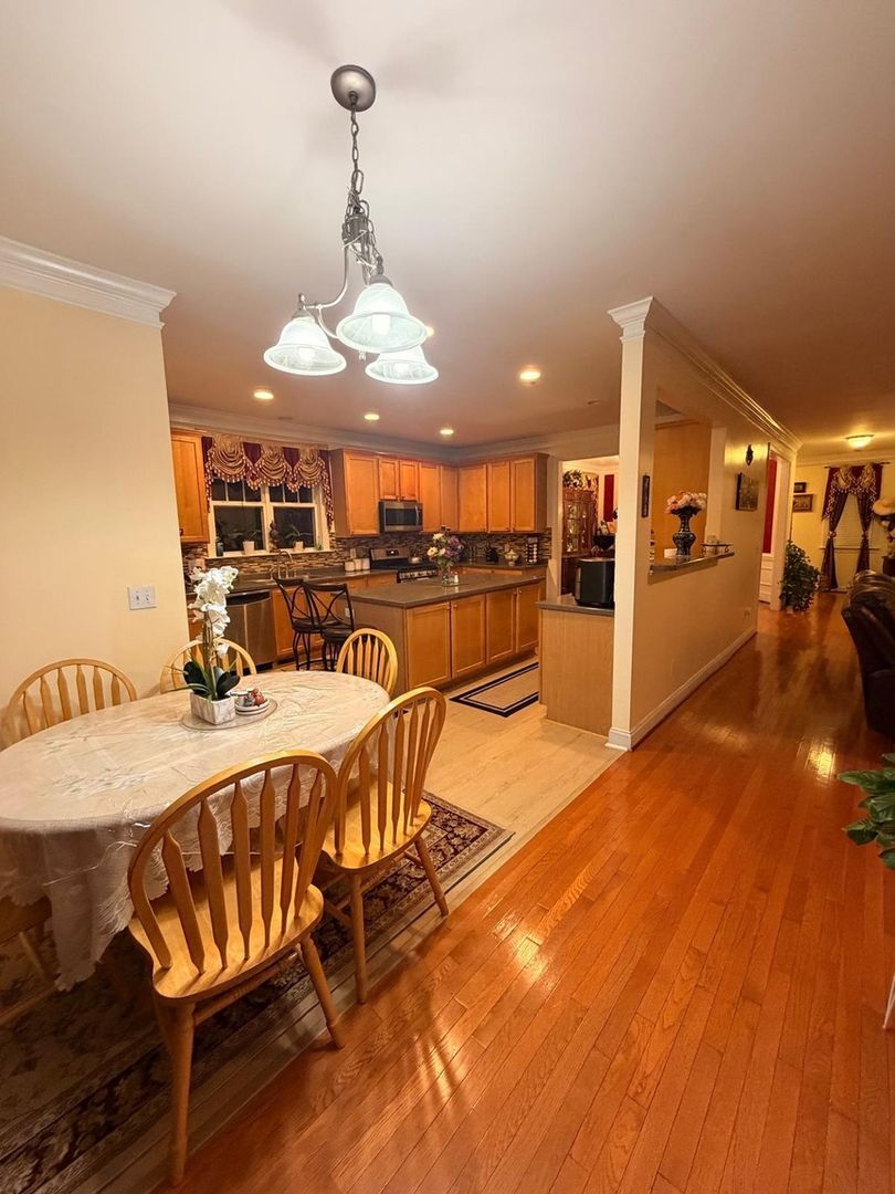Building Photo - 606 Gravel Brook Ct