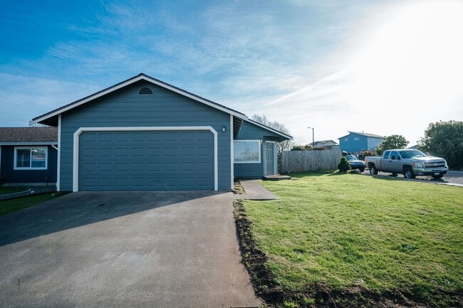 Building Photo - Fully Remodeled 3-Bedroom Home in McKinleyville