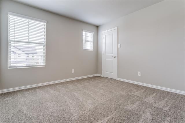 Building Photo - 708 McKenna Dr
