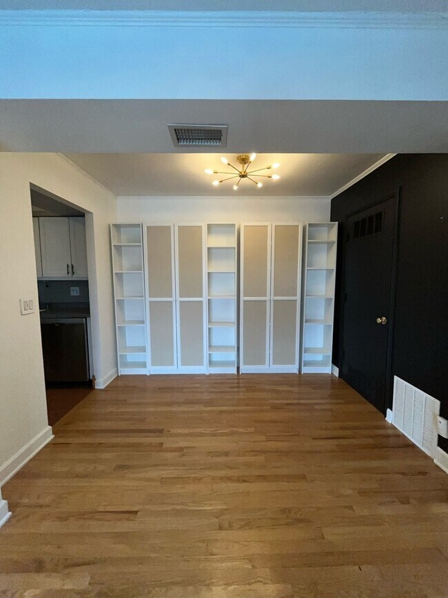 Building Photo - 1728 Fayette Walk