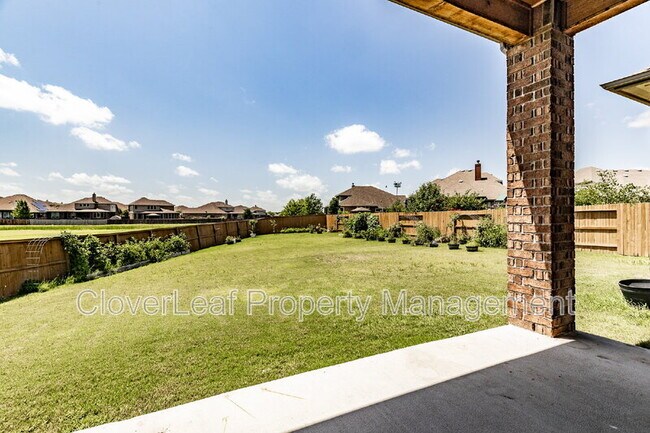 Building Photo - 908 Sussex Cove