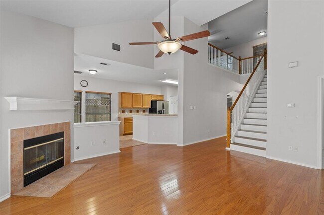 Building Photo - 1805 Gray Oak Dr