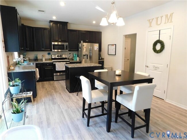 Building Photo - 9336 Margo Ct