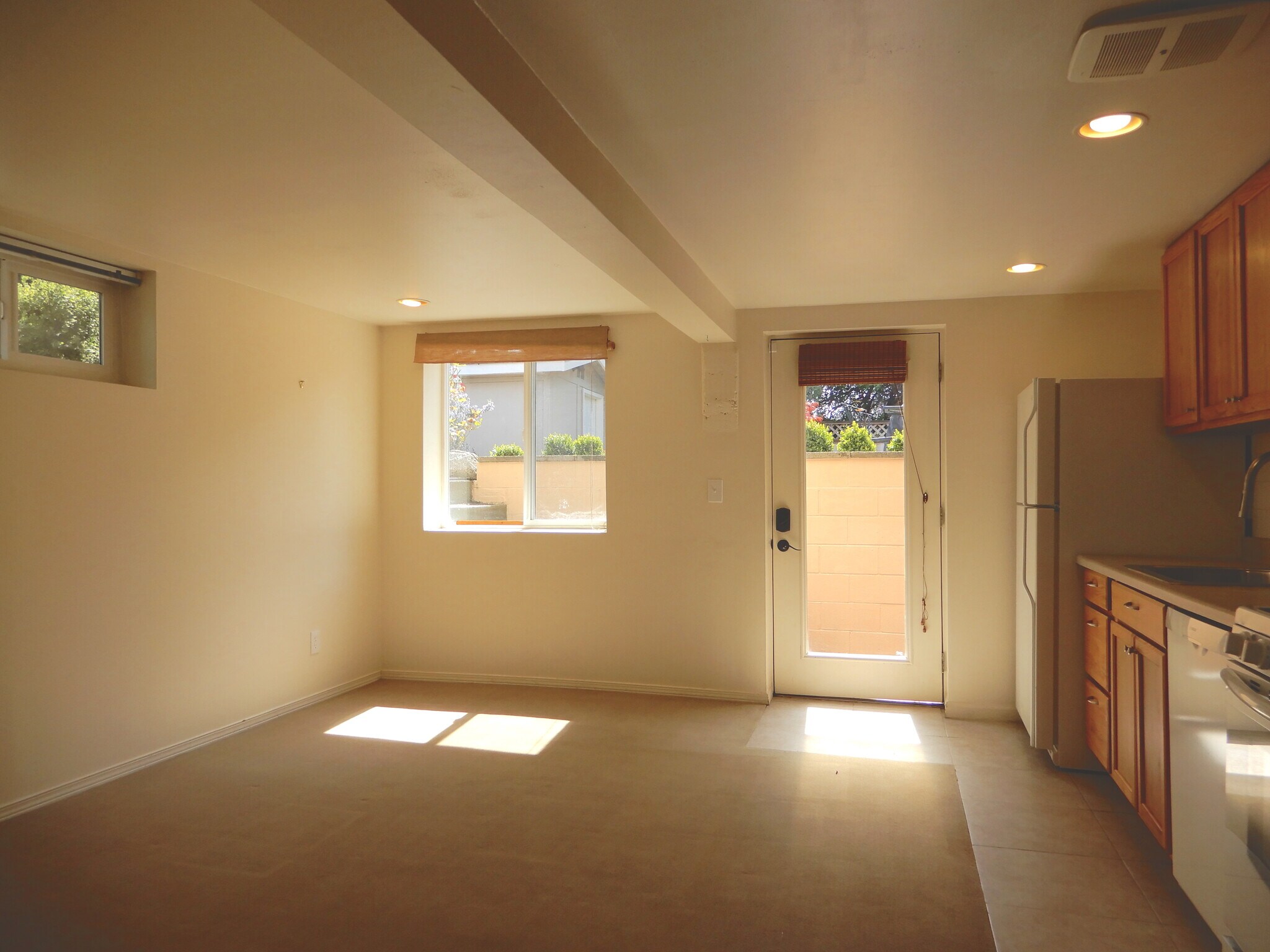 Building Photo - 811 NW 59th St