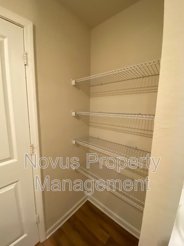 Building Photo - 347 Augusta Woods Dr