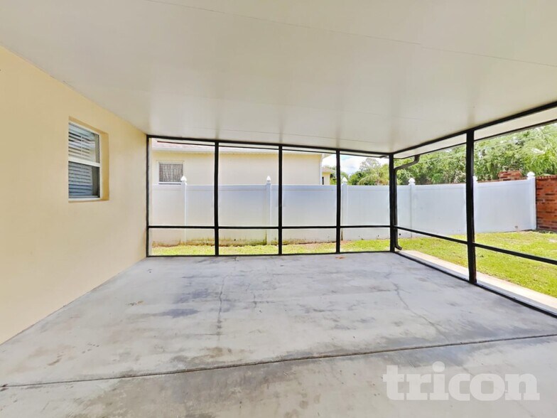 Building Photo - 4667 Caverns Dr