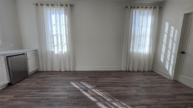 Building Photo - 4517 Broadwick St