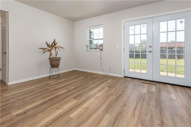 Building Photo - Brand new remodel in North OKC + 4 bedrooms