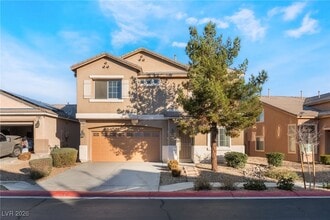 Building Photo - 112 Iron Summit Ave