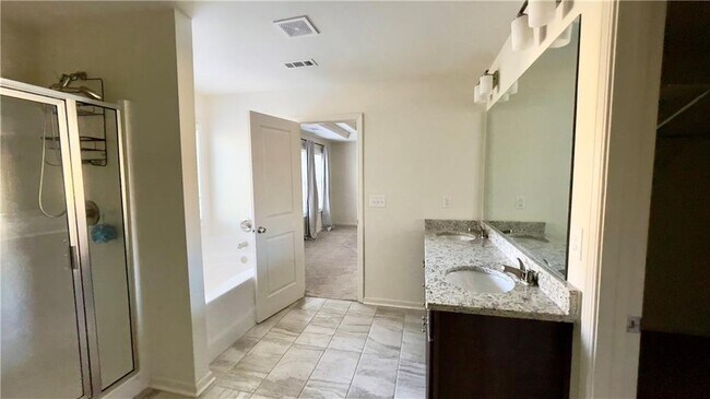 Building Photo - 5406 Town Square Way