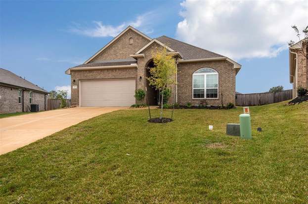 Building Photo - 19029 Villa Ln