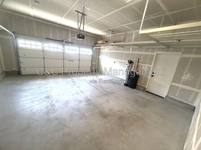 Building Photo - 486 Lassen Wy