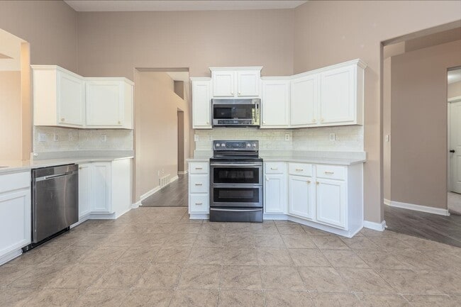 Building Photo - 12387 Bevan Dr