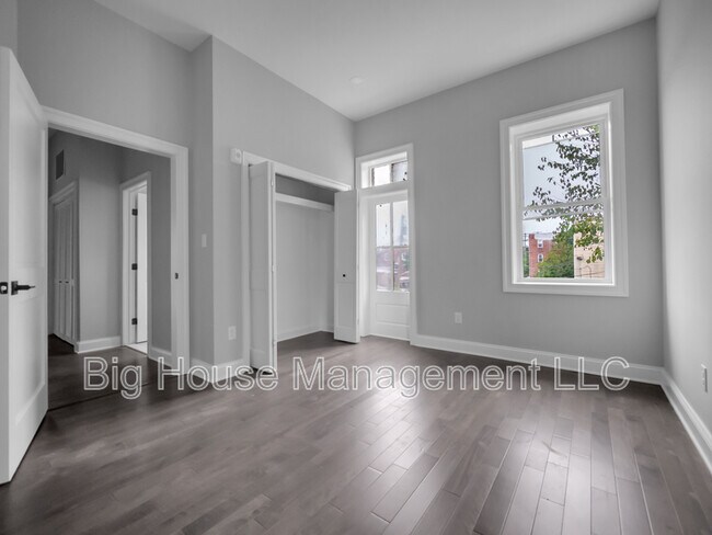 Building Photo - 707 Druid Park Lake Dr