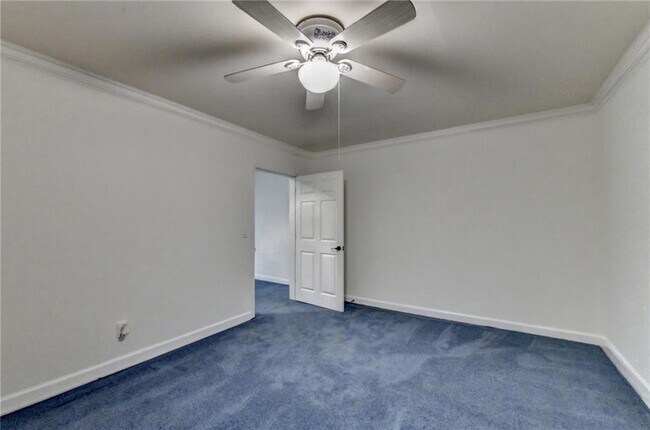 Building Photo - 10645 Honey Brook Cir