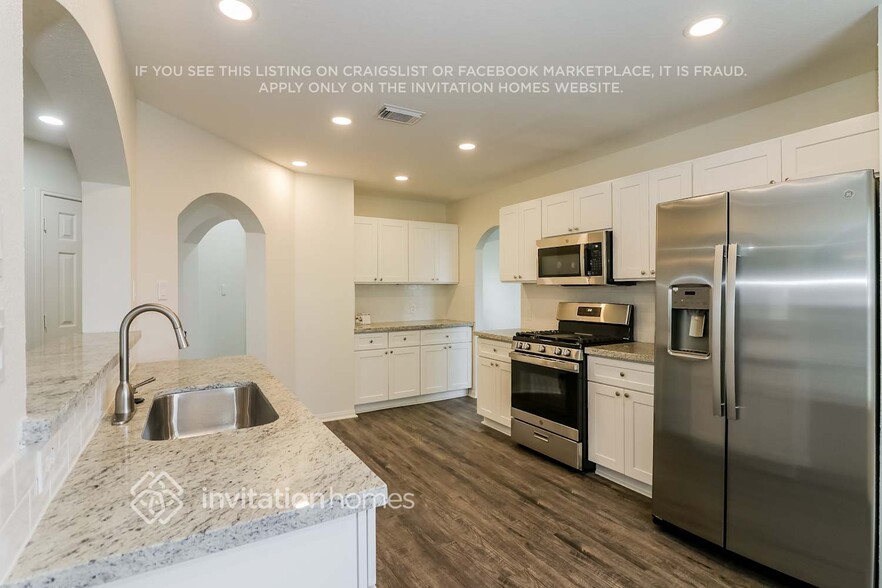 Building Photo - 23043 N Waterlily Dr