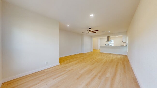 Building Photo - 3901 Park St