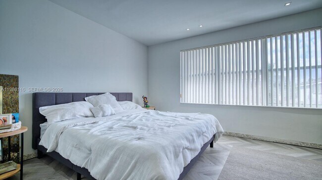 Building Photo - 16388 SW 28th St