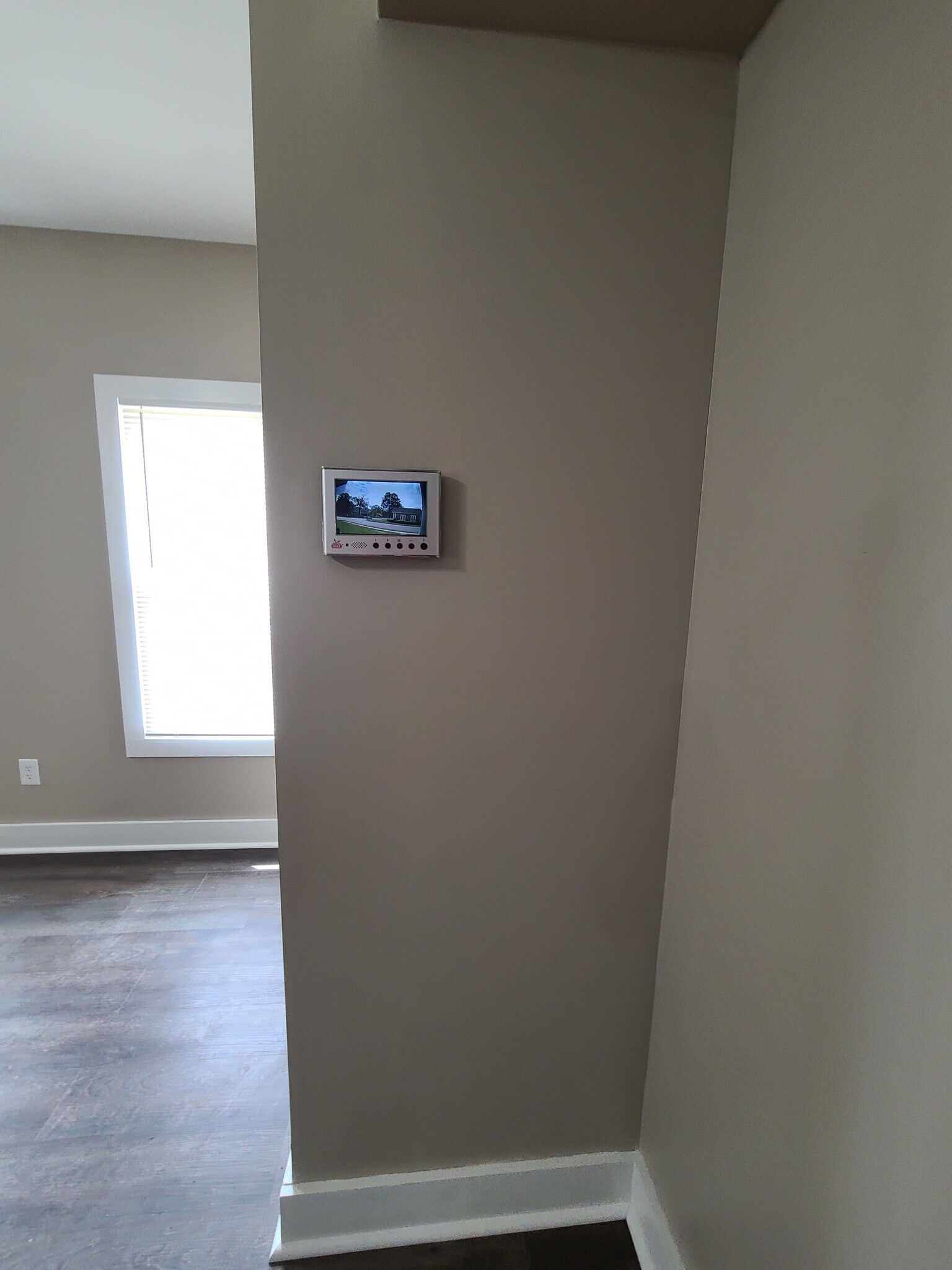 Living Room - 100 W Washington St