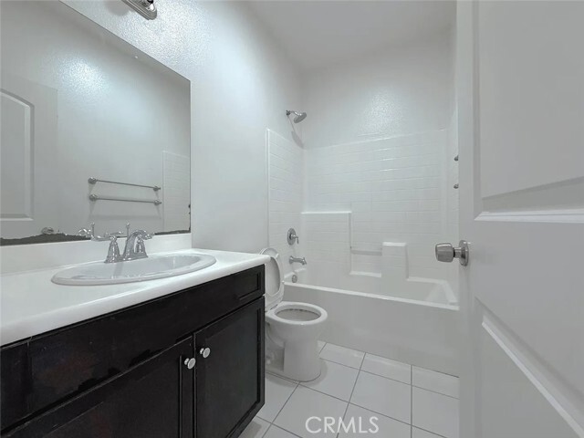Building Photo - 4901 Heritage Dr